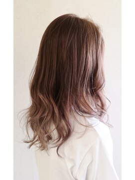 ビーエリア 本店(BE AREA) グラデーションカラー コーラル