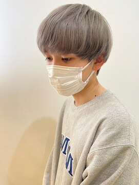 ヘアーメイクオズ(hair make O/S) ヘアメイクオズ＆佐藤魁人　シルバーアッシュ