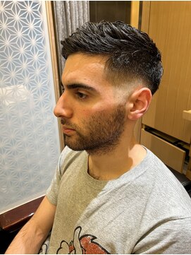 ヒロギンザプレミアムバーバースパ パレスホテル店(HIRO GINZA) ヒロ銀座/理容室/床屋/メンズカット/パーマ/メンズ特化