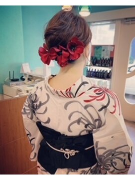 カリーナ CARINA' 浴衣着付けヘア