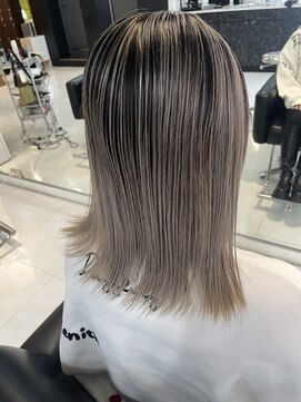 シャンプーボーイエイムス(SHAMPOO BOY aims) バレイヤージュ