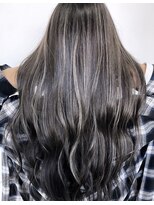 コーム(coom)&nbsp;外国人風コントラストハイライト