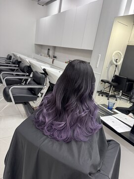 アライブ ハラジュク(ALIVE harajuku) 【ALIVE yu-ki 色落ちシルバーのバレイヤージュ】