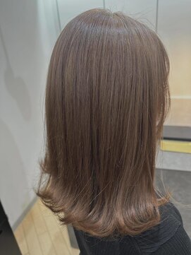 ユニ バイ マグ 長野店(Uni.by Mag) 大人可愛い切りっぱなし透明感ブリーチなしベージュカラー