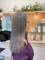 エイトヘアー(8 HAIR)&nbsp;White  gray