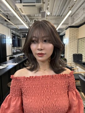 スティーロ 渋谷(Steelo) グレージュ×くびれ巻き