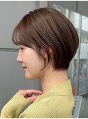 横浜西口大人ショートボブココアベージュ前髪なしグレージュ40代