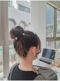 【お団子ヘアアレンジ】
