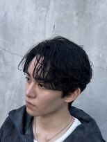 フィフス トウキョウ (fifth TOKYO)&nbsp;渋谷フェザーパーマメンズカットセンターパートウルフシースルー