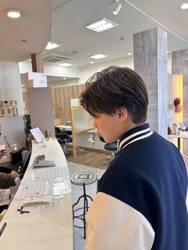 クアトロ 宇都宮本店(QUATRO) メンズカット