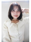 フェイスレイヤー前下がりボブ