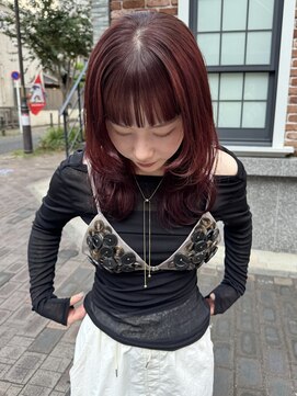 スニュウ(snuw) 根本はブリーチ無し◎ チェリーレッド