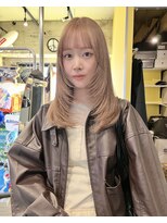 シリー(Silly)&nbsp;ミルクティーベージュとザクザクレイヤーカット