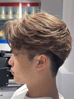 オーシャントーキョー 神戸(OCEAN TOKYO KOBE) ミルクティーブラウン刈り上げフェザーショート