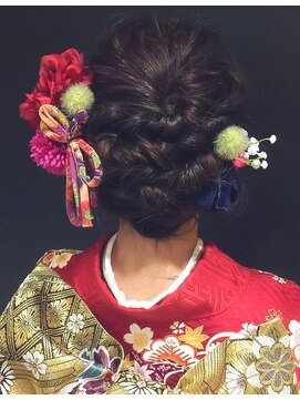 モードケイズ 尼崎店(MODE K's) 飾りも手作りセットアレンジ☆