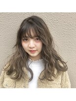 アルマヘアー(Alma hair by murasaki)&nbsp;ダブルカラーで透明感あるロングスタイル
