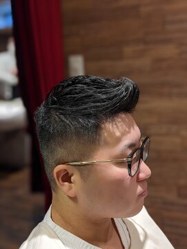 ルアナ(Luana) 外国人風ショートスタイル