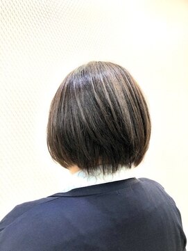 クオリス 上福岡店(QUALIS) 丸み/ショート/ショートボブ/小顔/ダークアッシュ/40代50代60代/