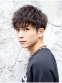 緩めのウェーブパーマ 束感ショート