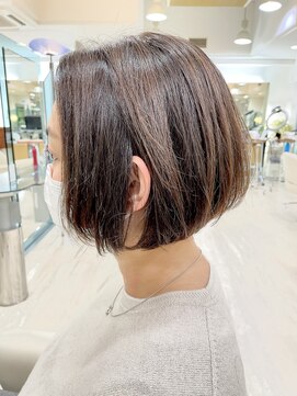 クオーター(QUARTER) シンプル_大人_ボブ_30代