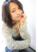 大人可愛い20代30代40代黒髪前下がりひし形小顔ボブ丸みショート
