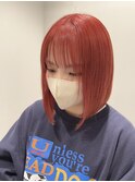 レッドカラー×切りっぱなしボブ
