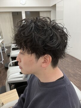 マジックデイズ(Magic Days) 無造作パーマ ボリューム スパイラルパーマ 2ブロック