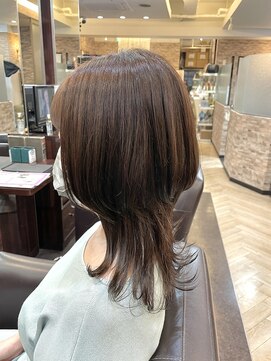 キャラ 池袋本店(CHARA) セミロングウルフカット・アッシュカラー【池袋/ウルフカット】