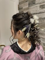 ルミュドゥプレシャス(LEMIEUX de precious)&nbsp;袴へアレンジゆるふわドライフラワー