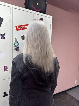 エススウィート(S SWEET) White×Black