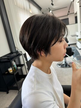 ログ(LOG) くびれショートお悩み改善ショート似合わせカット