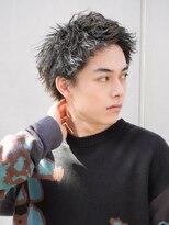 フィフス 原宿(fifth)&nbsp;ラフな質感の無造作パーマ×スパイキーショートスタイル