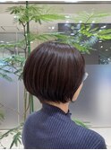 マフラーの季節にはショートボブ