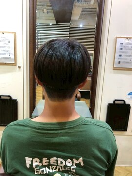 レボルトヘアー(R EVOLUT hair) MEN’S/リバースセンターパート/ニュアンスパーマ/柏駅