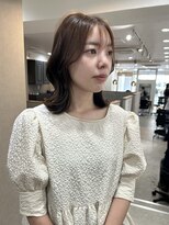 アト(Ato.)&nbsp;大人可愛いくびれミディアムxまろやかベージュ【菅井】【明石】