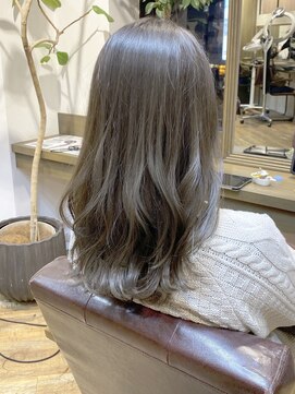 ローラン(ROULAND) 【ROULAND石川】透明感溢れるミルクティーカラー