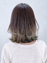 アイティーバイアルバム 藤沢店(IT by ALBUM)&nbsp;グリーンレイヤーボブ_カーキグレージュマッシュ_ba323571