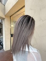 タイドヘア 茨木店(TIDE HAIR) シルバーグレー×バレイヤージュ