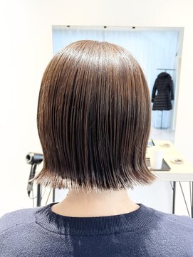 ストフ(stof) くびれボブ/切りっぱなしボブ/Ｘトリートメント/大人ボブ