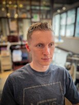 リバレッジ 広尾(Leverage) 大人海外ベリーショート:Taishin Omura