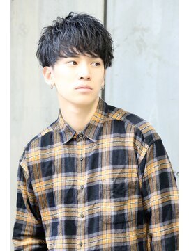 リップス レイ ギンザ(LIPPS Ray GINZA) ナチュラル束感ツーブロック刈り上げ黒髪ショートマッシュ