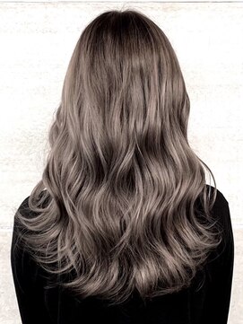 ジーナ 船橋(Zina) 髪質改善＊ロングレイヤーグレーベージュ＊美髪【Zina船橋】