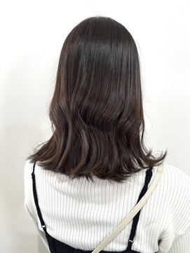 ミュゼプリュム(Musee plume) 透明感ブラウン