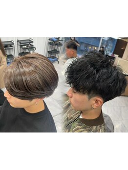 オンオフどちらも決まる!刈り上げマッシュ・ツイストスパイラル…トレンドの似合わせStyleをご提案◎