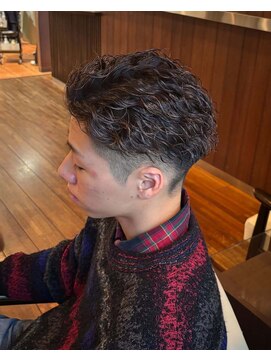 ダアッカ(da acca) メンズ/メンズパーマ/ツイストスパイラル/フェードカット