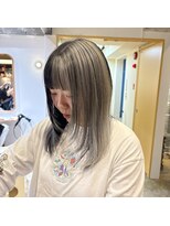 ザチェアー 名駅(The Chair) ブラック×ホワイトデザインカラー