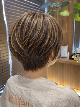 ラメールアヴェダ イオンモール秋田店(Lamelu AVEDA) アンブレラカラーショートボブ