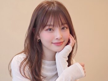 フラワーズ(Flowers)の写真/《垢抜け×小顔見せは顔周りが決め手》骨格に合わせた顔周り・前髪カットで横顔まで美しいスタイルが叶う♪