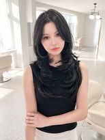 ロマーリ 倉敷(LOMARLIE)&nbsp;黒髪レイヤーカット★倉敷20代30代★ハッシュカット★髪質改善