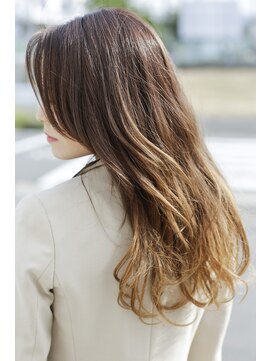 ヴォーグ 小牧店(VOGUE) 外国人風ルーズグラデーションカラー